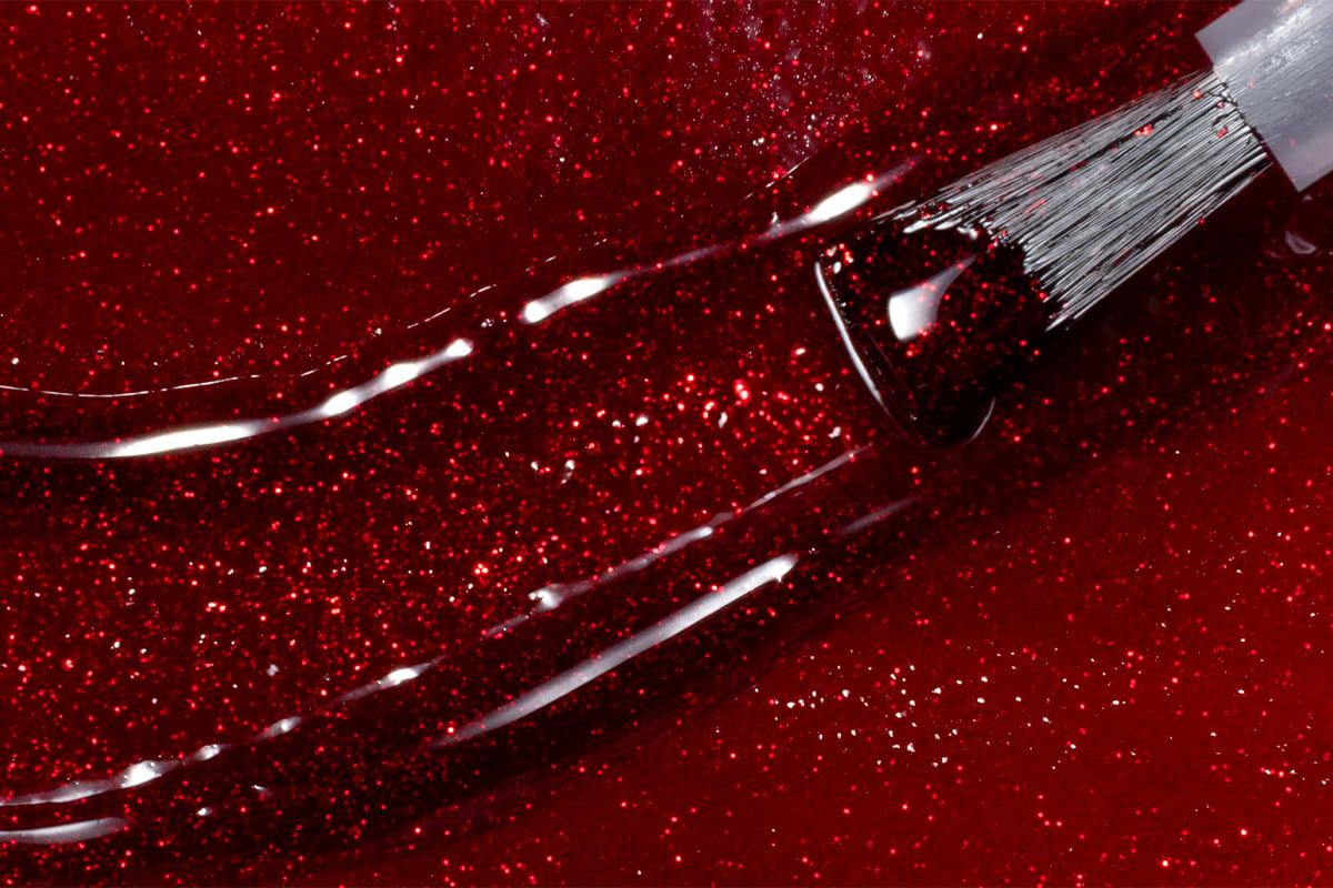 Jolifin LAVENI Shellac - red christmas Glitter 10ml