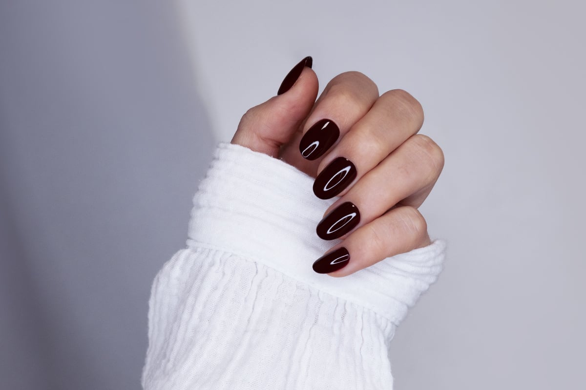 Jolifin SoftGel PressOns - short round - bordeaux