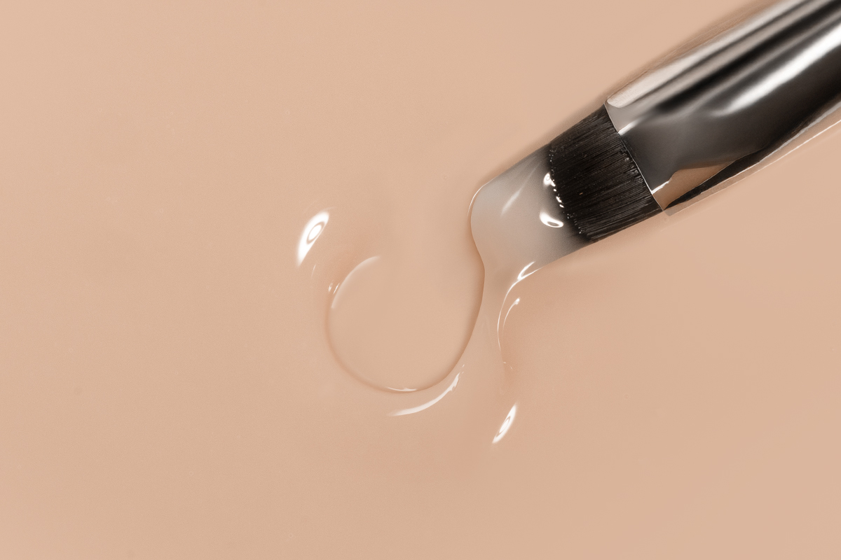 Jolifin Studioline - 1-phase gel anti-allergy thixotropic make-up 15ml