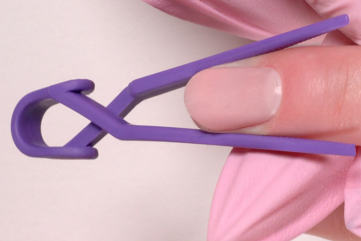 Jolifin Maniküre-Tool - Nagelhautklammer