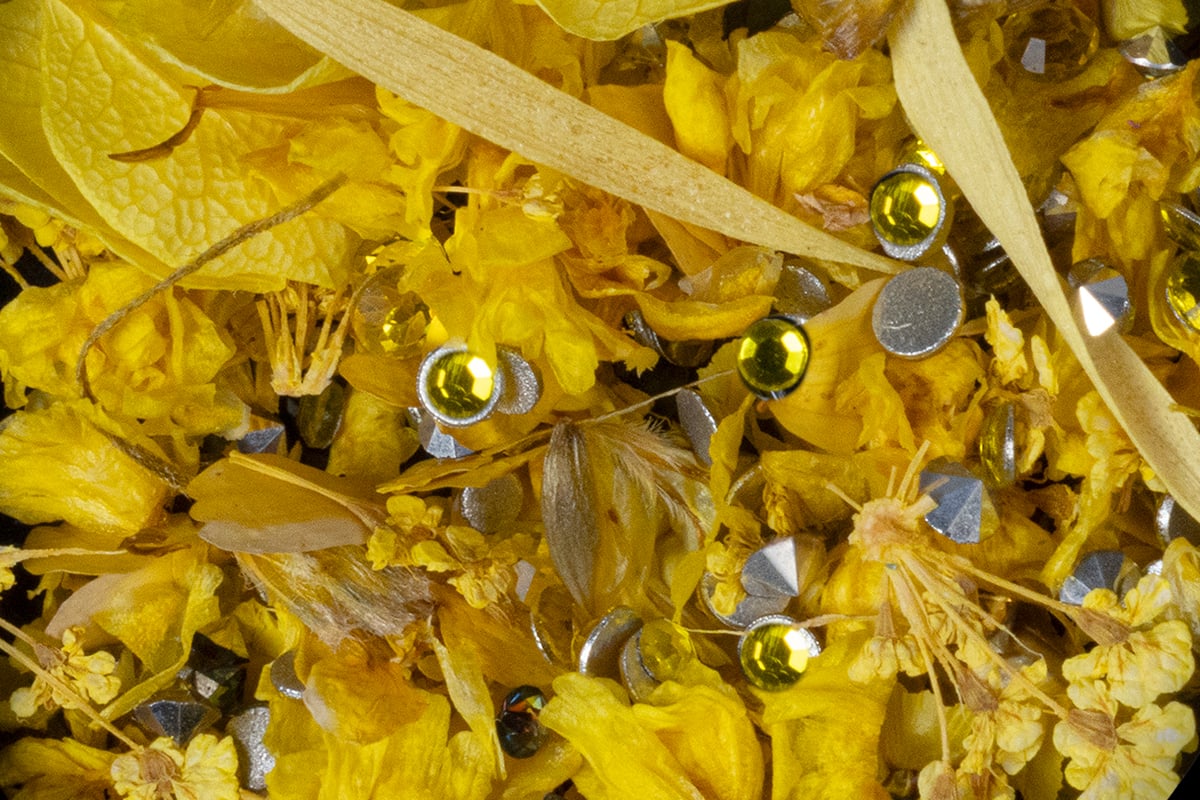Jolifin Dried Flowers Nail-Art Mix - easter yellow