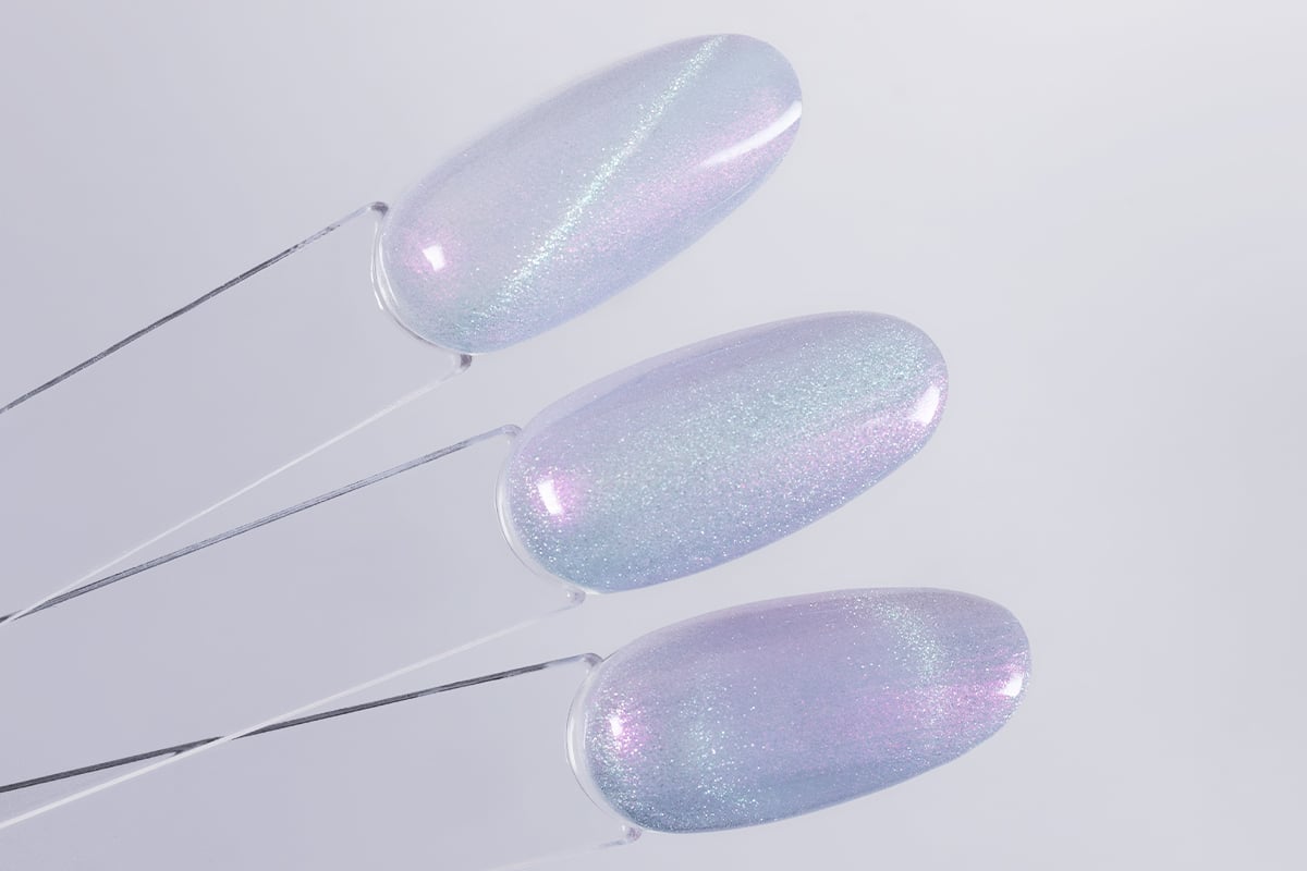 Jolifin LAVENI Shellac - Cat-Eye aurora pearl purple 10ml