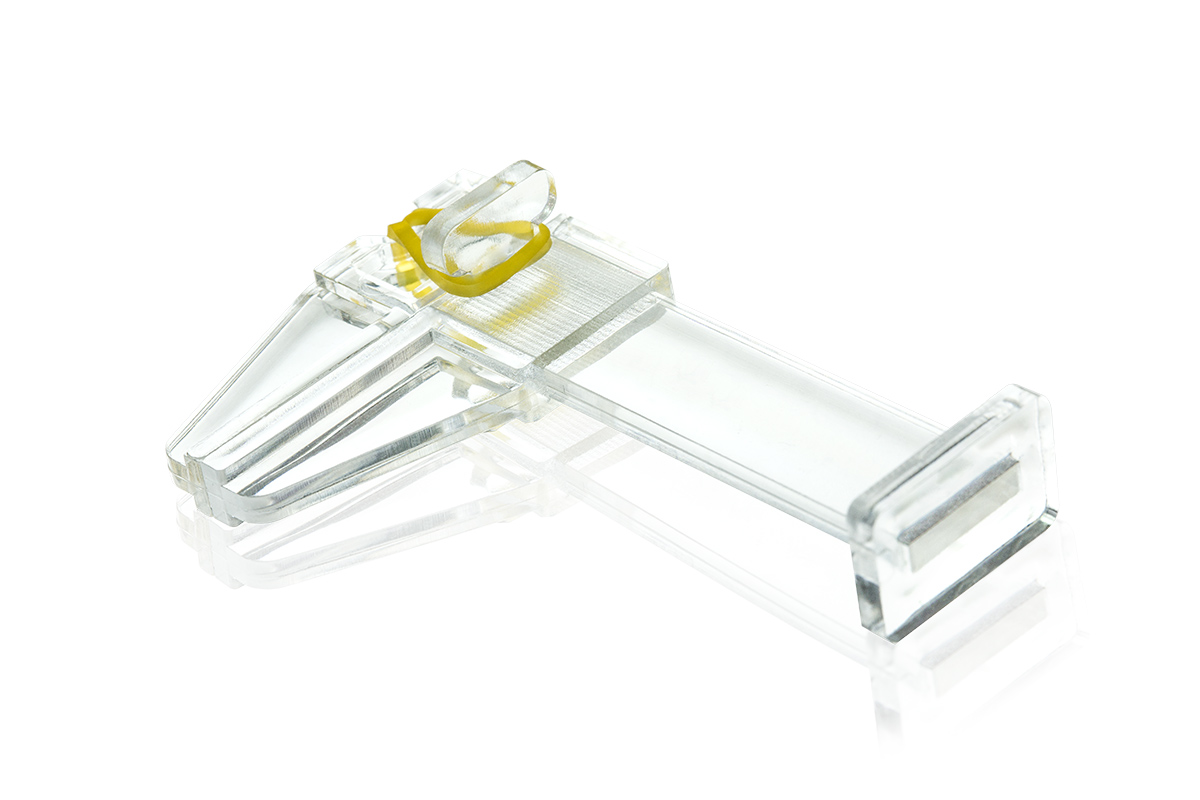 Jolifin Pinch Clamp clear