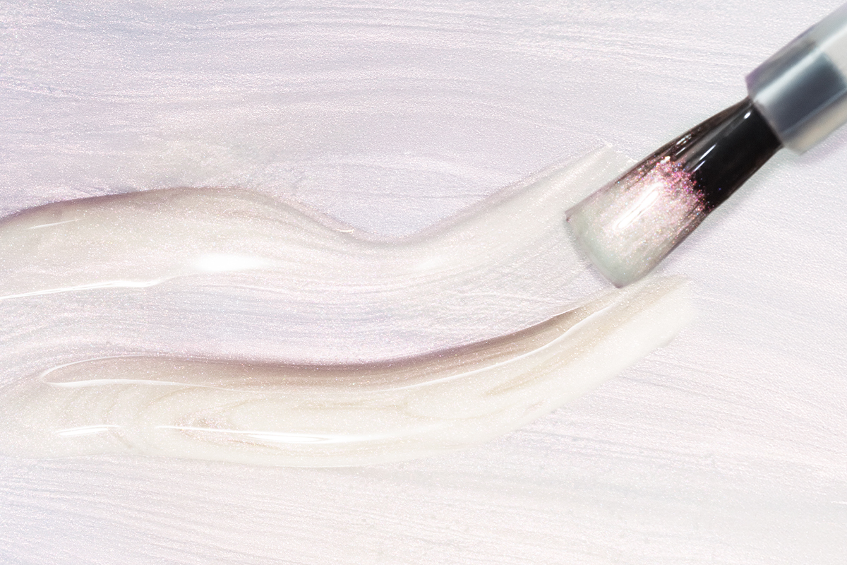 Jolifin LAVENI Shellac - aurora rose pearl 10ml