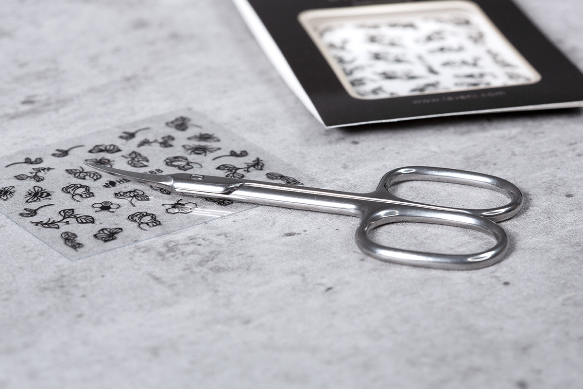Jolifin LAVENI - Cuticle scissors Professional