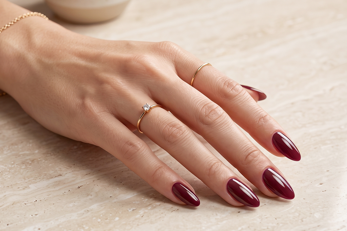Jolifin LAVENI Shellac PeelOff - red sensation 10ml