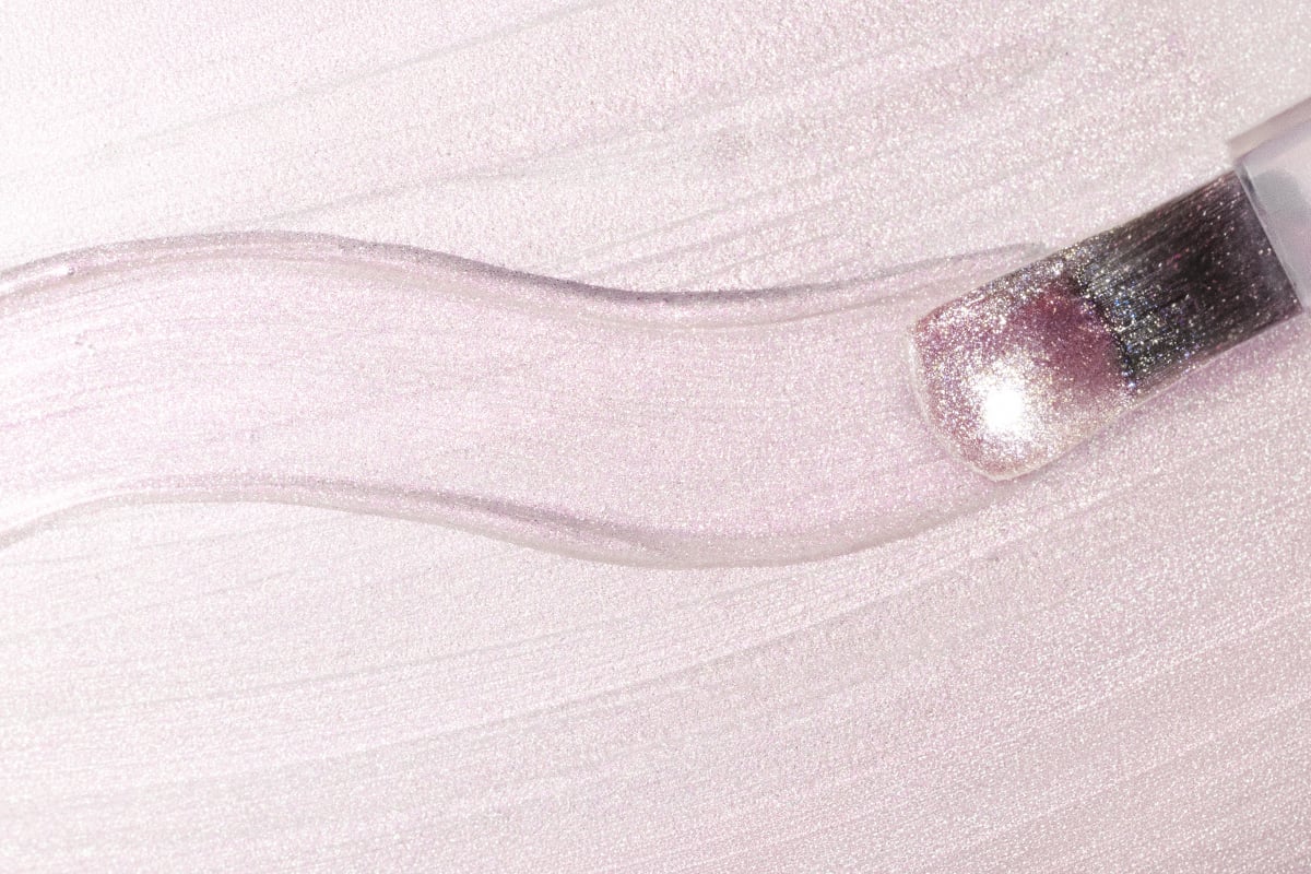 Jolifin LAVENI Shellac - Cat-Eye aurora pearl rose 10ml