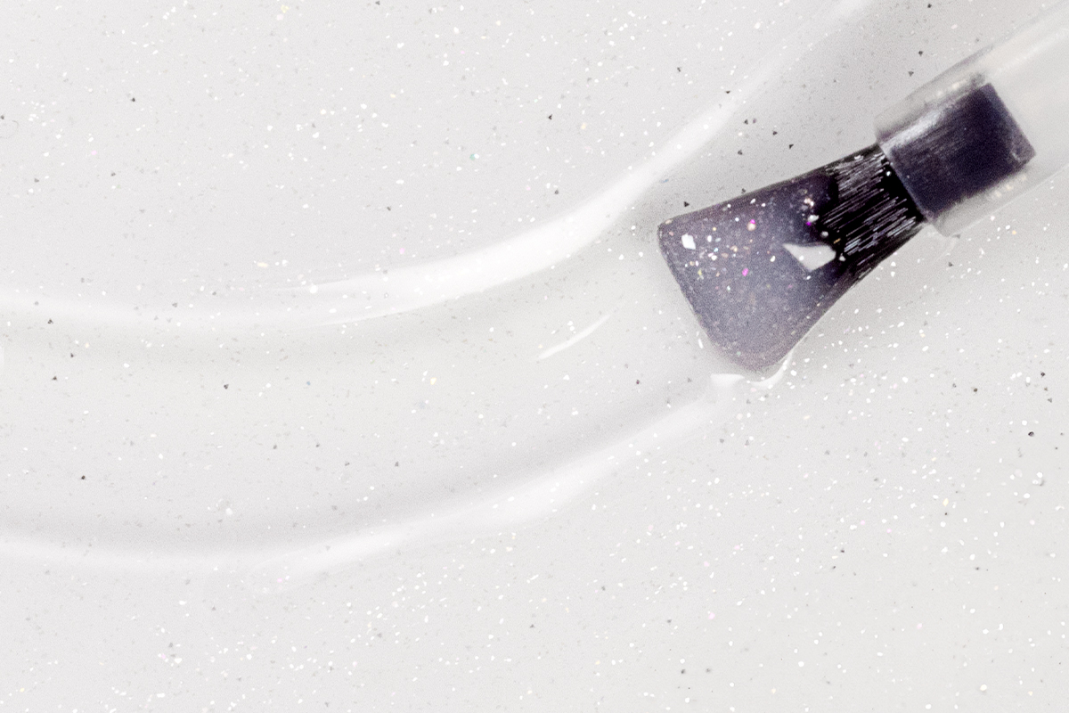 Jolifin LAVENI Shellac - StrongBuilder milky white Glimmer 10ml