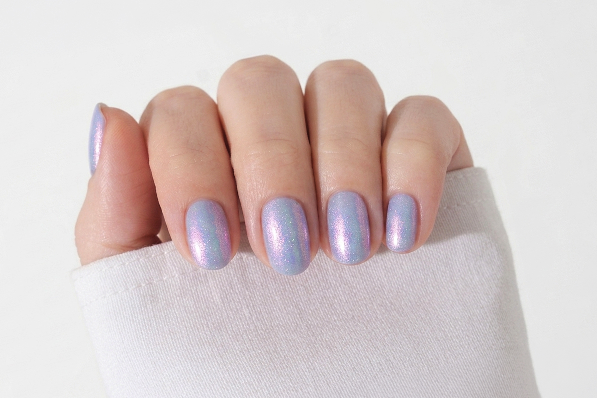 Jolifin LAVENI Shellac - purple aurora pearl 10ml