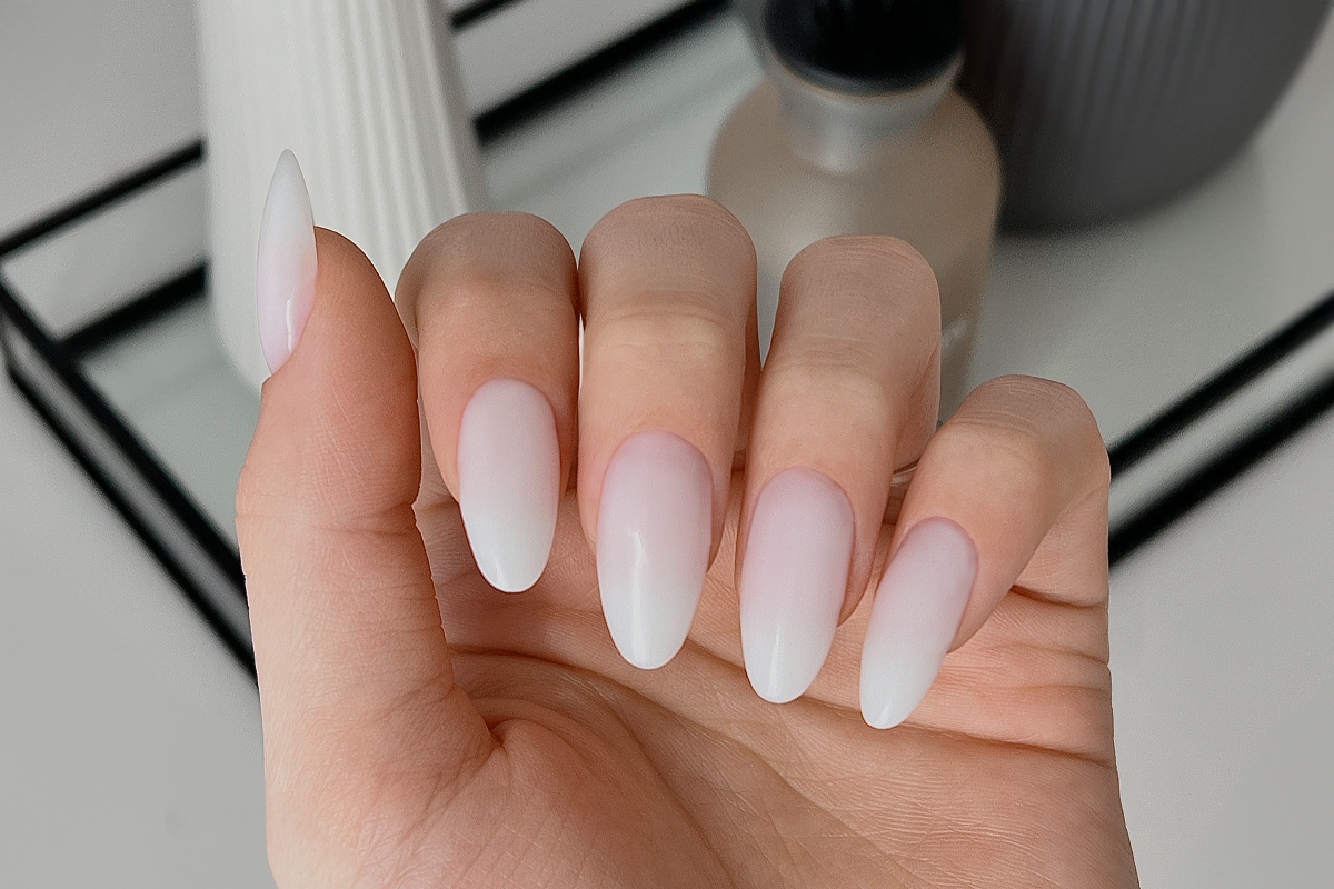 Jolifin LAVENI - Fiberglas-Gel milky-white 15ml