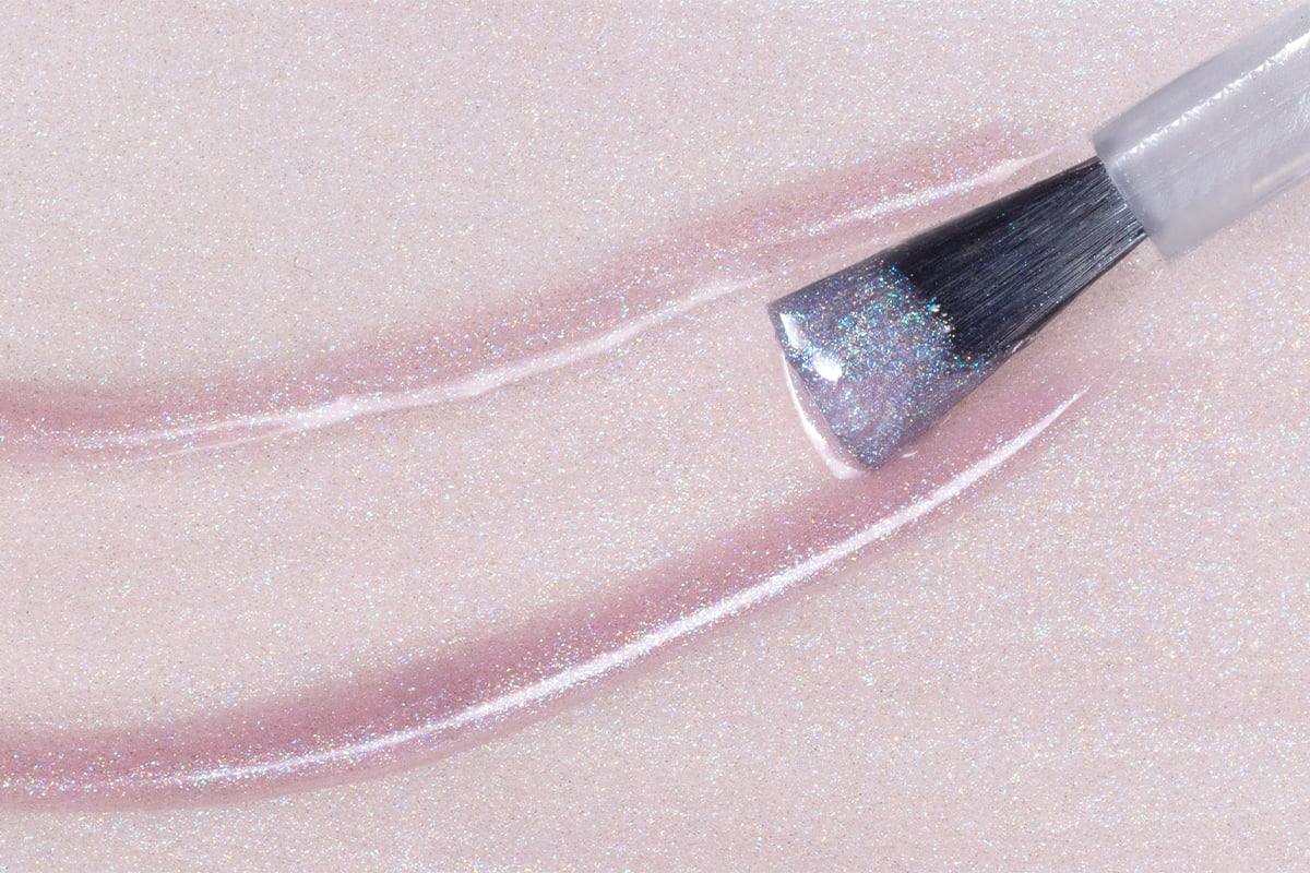 Jolifin LAVENI Shellac - Cat-Eye milky rosé 10ml
