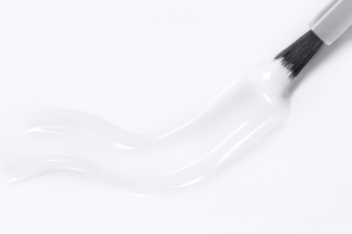 Jolifin LAVENI Shellac - cold white 10ml